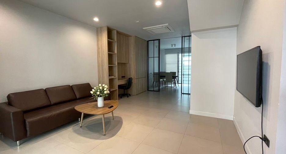 For rent 3 bedrooms house in Suan Luang, Bangkok