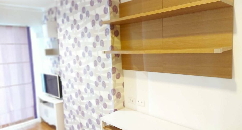 For rent 1 bed condo in Huai Khwang, Bangkok