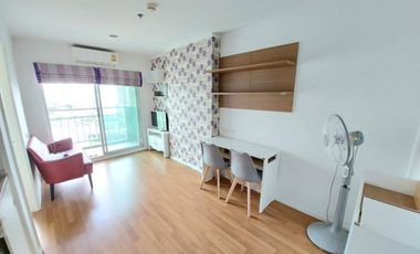 Wohnung zur Miete mit 1 Zimmer in Huai Khwang, Bangkok