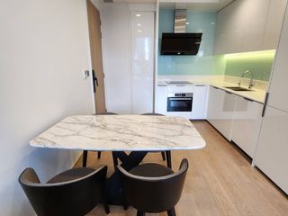 Condo en alquiler de 2 habitaciones en Sathon, Bangkok