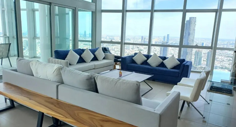 For rent 3 bedrooms condo in Sathon, Bangkok