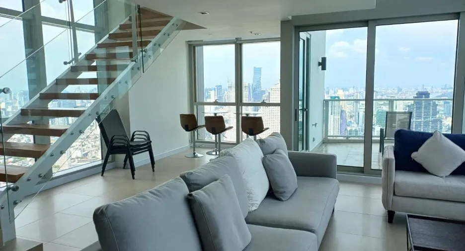 For rent 3 bedrooms condo in Sathon, Bangkok