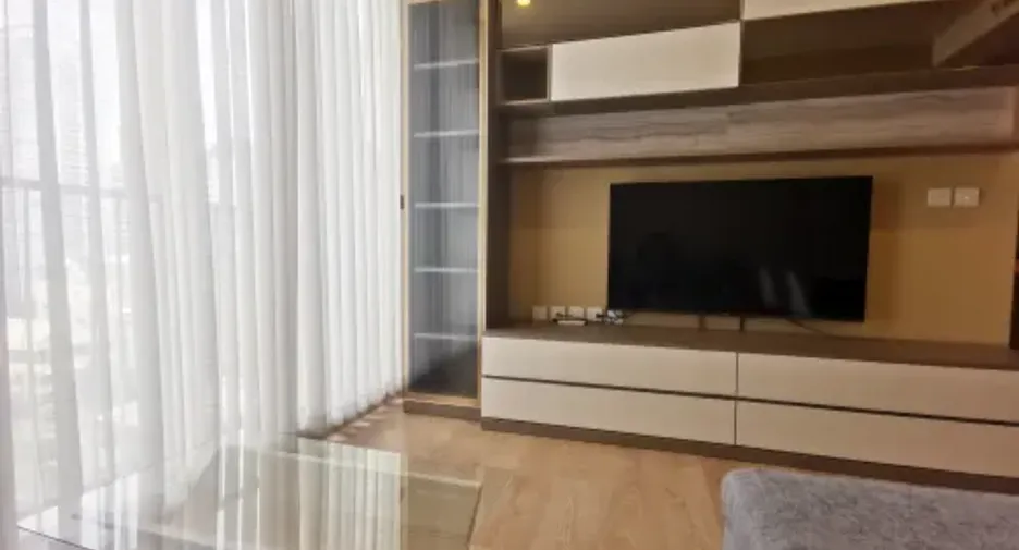 For rent 2 bedrooms condo in Watthana, Bangkok