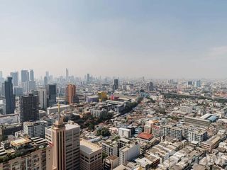 For rent 2 bedrooms condo in Pathum Wan, Bangkok