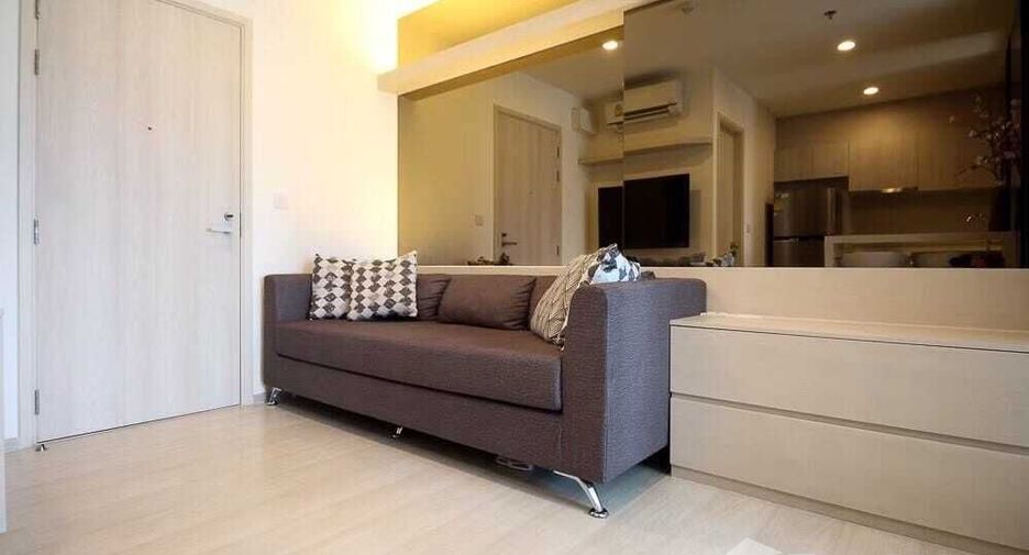 For rent 1 bed condo in Watthana, Bangkok