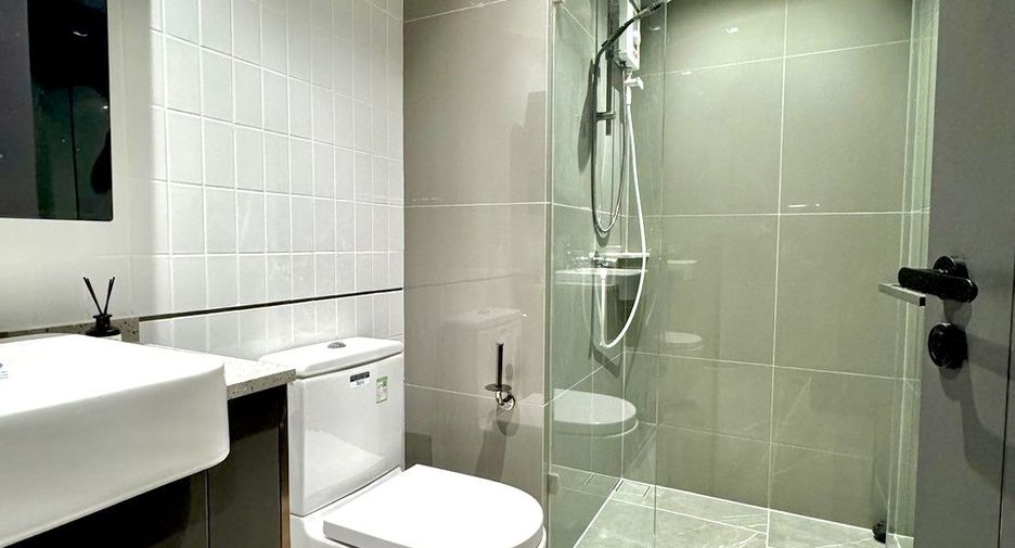 For rent 1 bed condo in Bang Rak, Bangkok