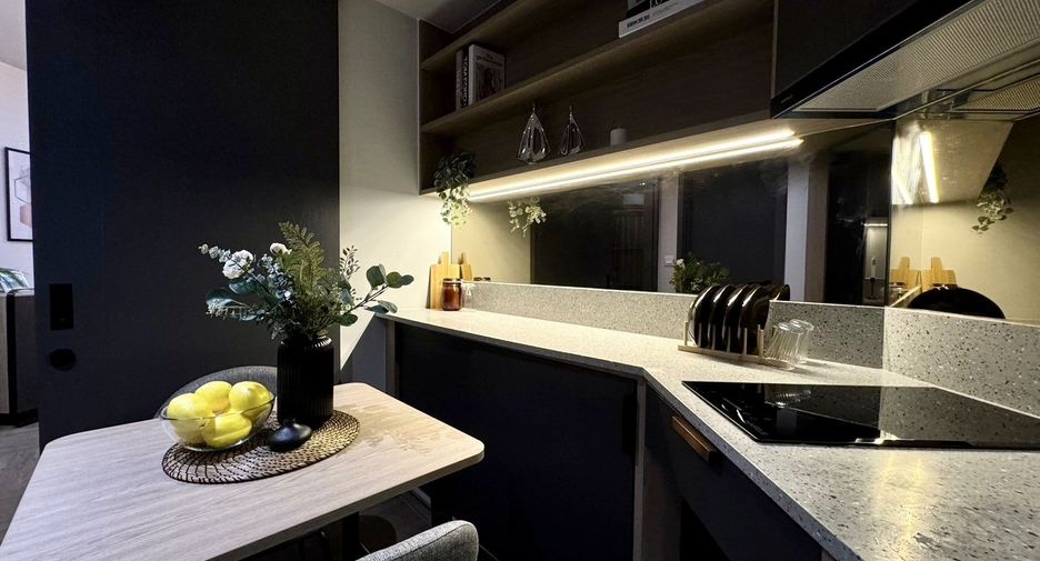 For rent 1 bed condo in Bang Rak, Bangkok