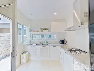 Аренда 3 спальни дом в Банг На, Бангкок