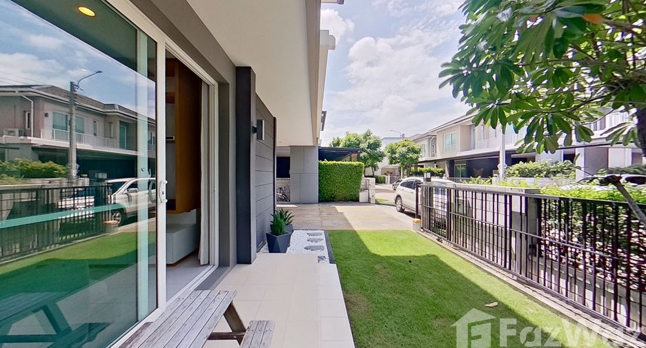 For rent 3 bedrooms house in Bang Na, Bangkok