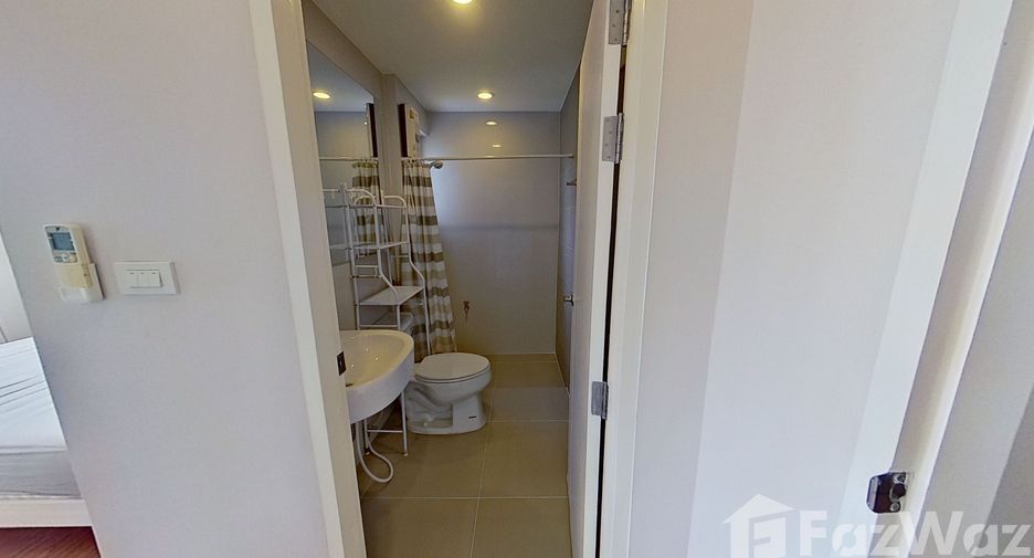 For rent 3 bedrooms house in Bang Na, Bangkok