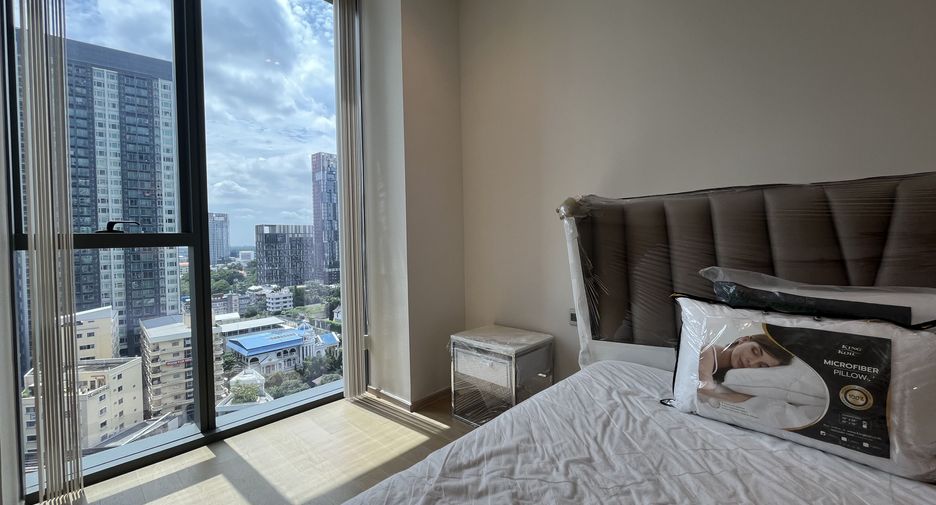 For rent 2 bedrooms condo in Khlong Toei, Bangkok