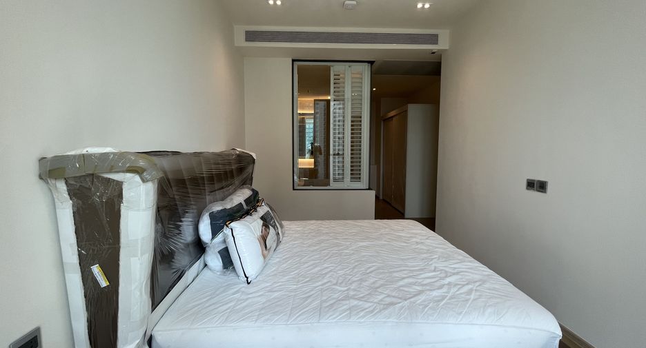 For rent 2 bedrooms condo in Khlong Toei, Bangkok