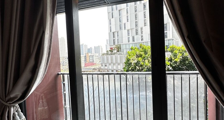 For rent 1 bed condo in Khlong Toei, Bangkok