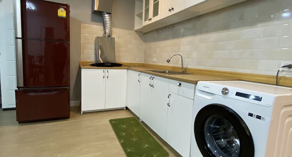 Apartamento en alquiler de 2 habitaciones en Watthana, Bangkok