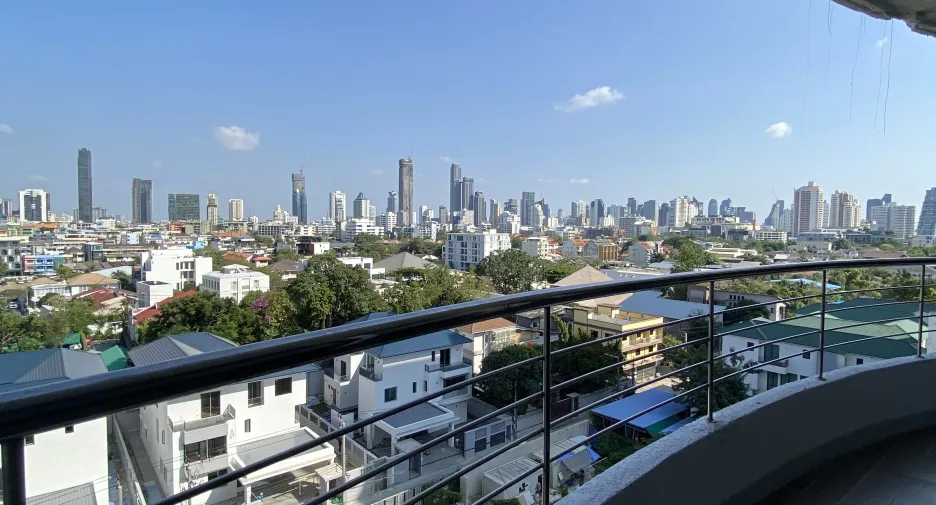 Apartamento en alquiler de 2 habitaciones en Watthana, Bangkok