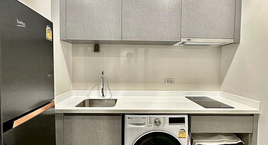 For rent 1 bed condo in Huai Khwang, Bangkok