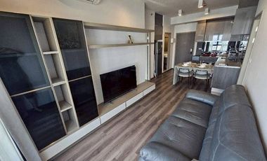 For rent 2 bedrooms condo in Huai Khwang, Bangkok