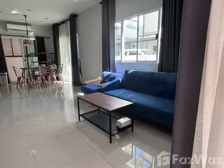 Reihenhaus zur Miete mit 4 Zimmer in Suan Luang, Bangkok