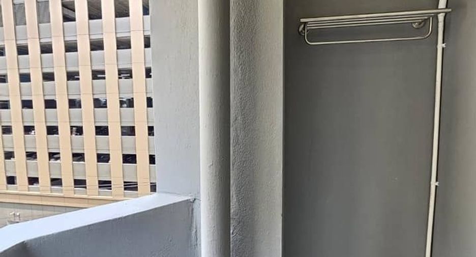 For rent studio condo in Bang Rak, Bangkok