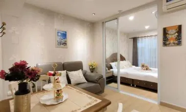 À louer studio condo à Phra Khanong, Bangkok