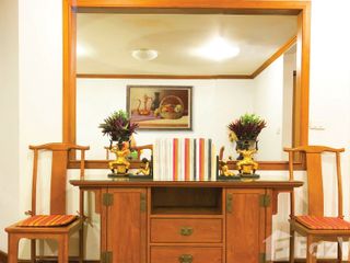 For rent 4 bedrooms condo in Watthana, Bangkok