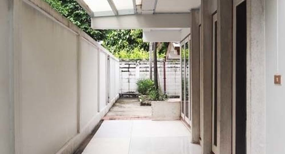 出租 3 卧室 独立屋 在 Phaya Thai, 曼谷