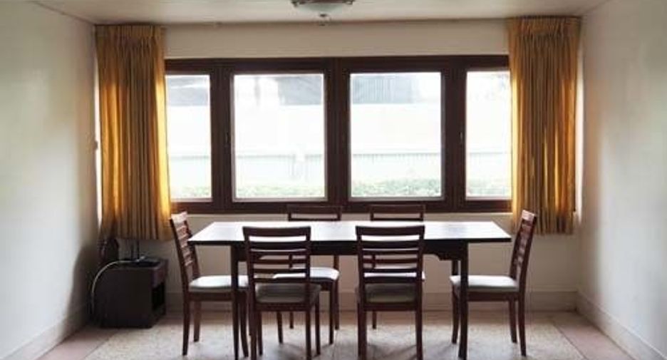 出租 3 卧室 独立屋 在 Phaya Thai, 曼谷