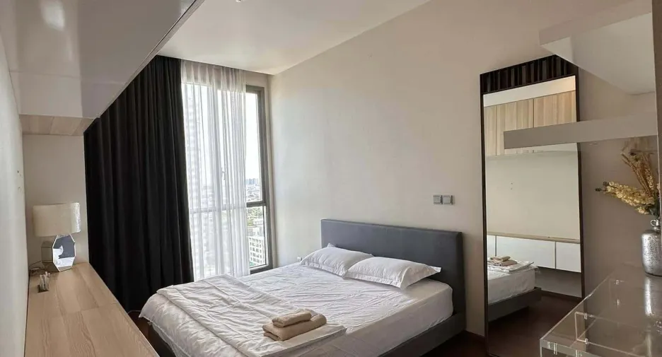 For rent 2 bedrooms condo in Watthana, Bangkok