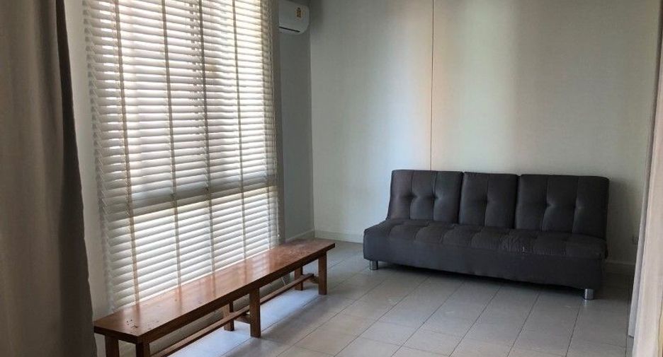 Haus zur Miete mit 4 Zimmer in Chom Thong, Bangkok