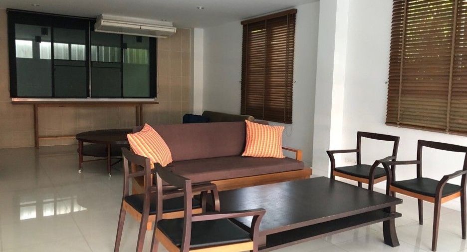 Haus zur Miete mit 4 Zimmer in Chom Thong, Bangkok