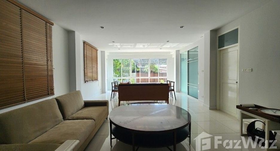 Haus zur Miete mit 4 Zimmer in Chom Thong, Bangkok