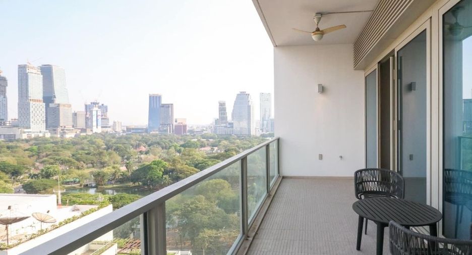 Condo en alquiler de 3 habitaciones en Pathum Wan, Bangkok