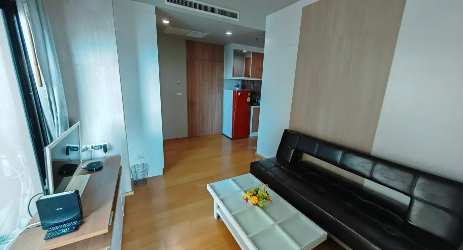 For rent 1 bed condo in Ratchathewi, Bangkok