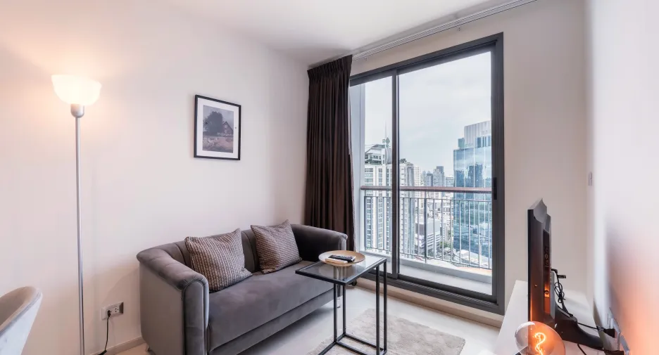 For rent 1 bed condo in Khlong Toei, Bangkok