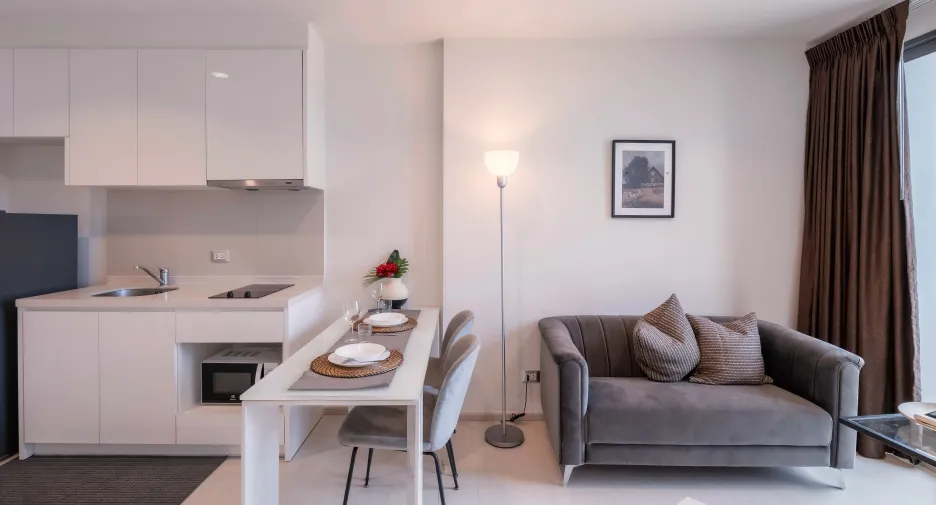 For rent 1 bed condo in Khlong Toei, Bangkok
