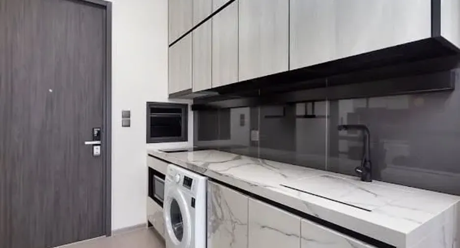 For rent 2 bedrooms condo in Phra Khanong, Bangkok