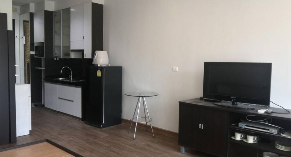 Condo en alquiler de 1 habitaciones en Khlong Toei, Bangkok