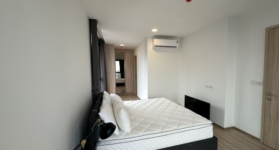 For rent 2 bedrooms condo in Ratchathewi, Bangkok