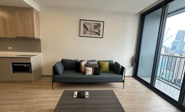 Condo en alquiler de 2 habitaciones en Ratchathewi, Bangkok