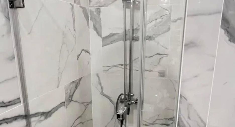 Condo en alquiler de 1 habitaciones en Khlong Toei, Bangkok