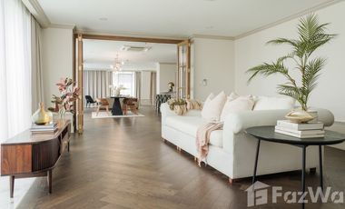 For rent 3 bedrooms condo in Pathum Wan, Bangkok