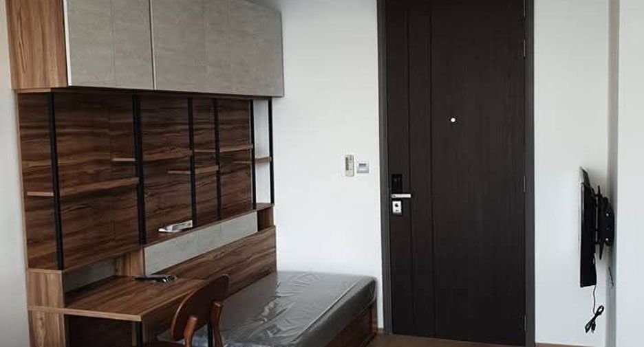 Wohnung zur Miete mit Studio in Bang Rak, Bangkok