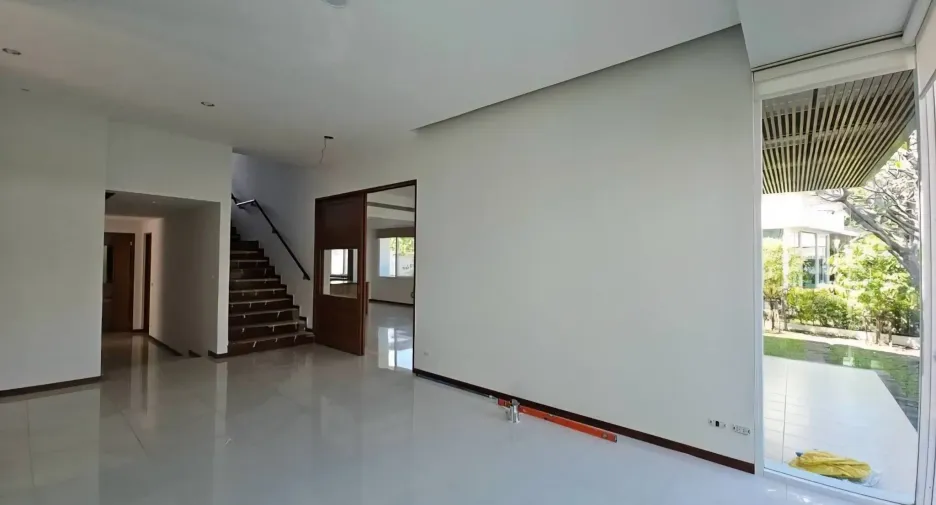 Casa en alquiler de 4 habitaciones en Watthana, Bangkok