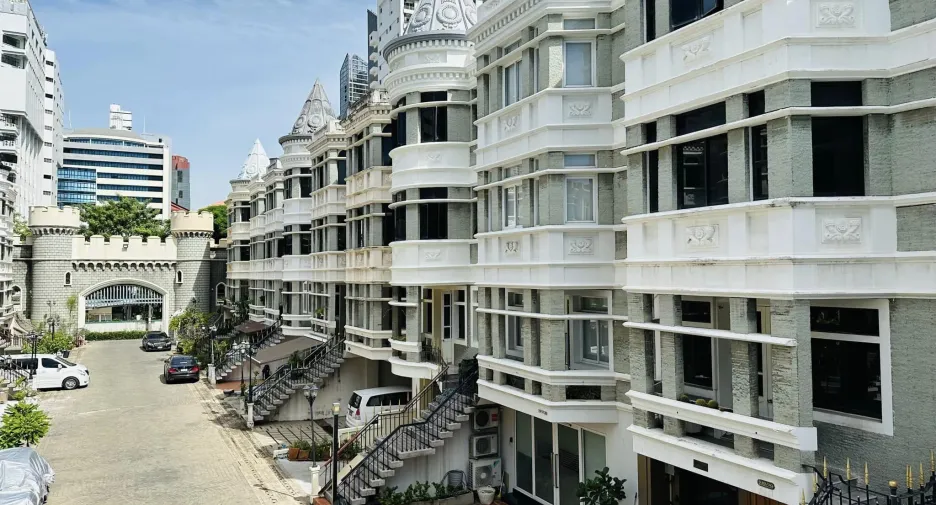 Casa en alquiler de 4 habitaciones en Watthana, Bangkok