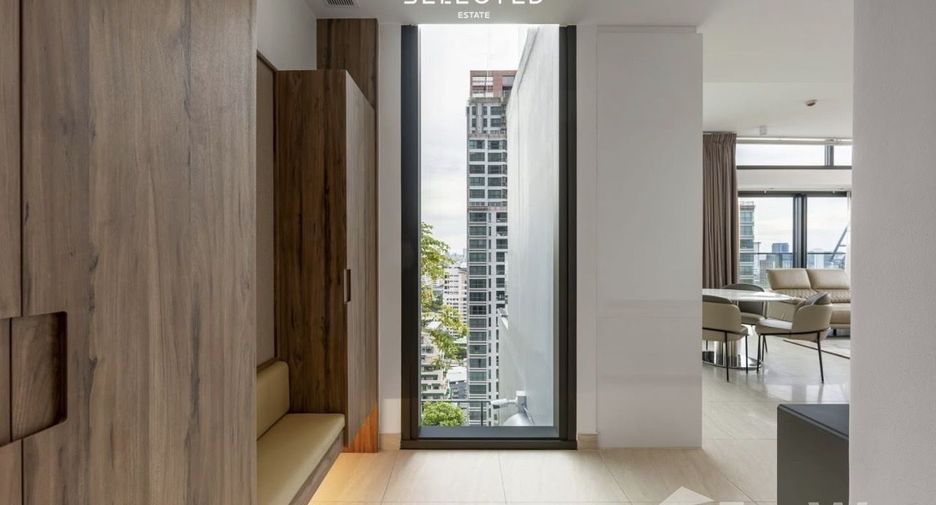 For rent 2 bedrooms condo in Sathon, Bangkok