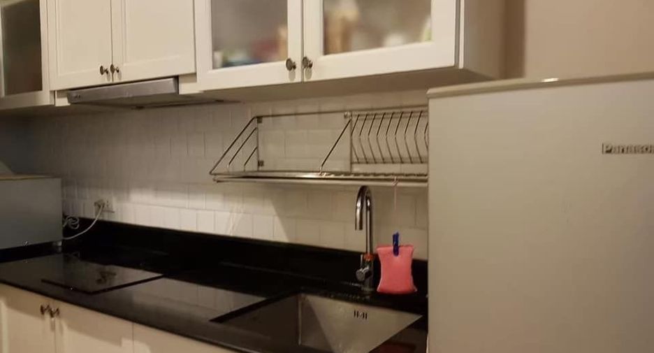 For rent 1 bed condo in Pathum Wan, Bangkok