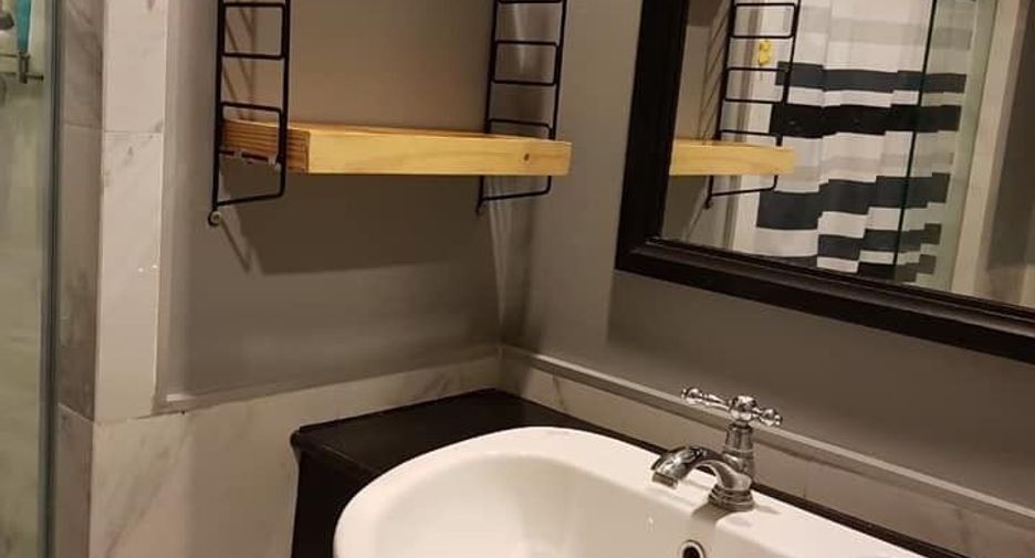 For rent 1 bed condo in Pathum Wan, Bangkok