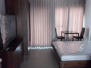 For rent スタジオ condo in Huai Khwang, Bangkok