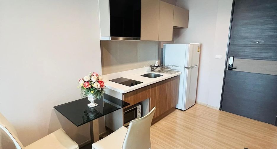 Wohnung zur Miete mit 1 Zimmer in Sathon, Bangkok