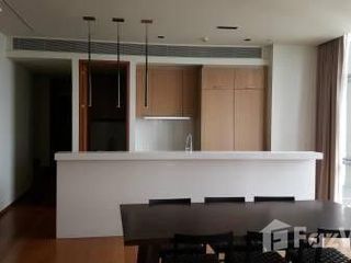 Condo en alquiler de 3 habitaciones en Pathum Wan, Bangkok